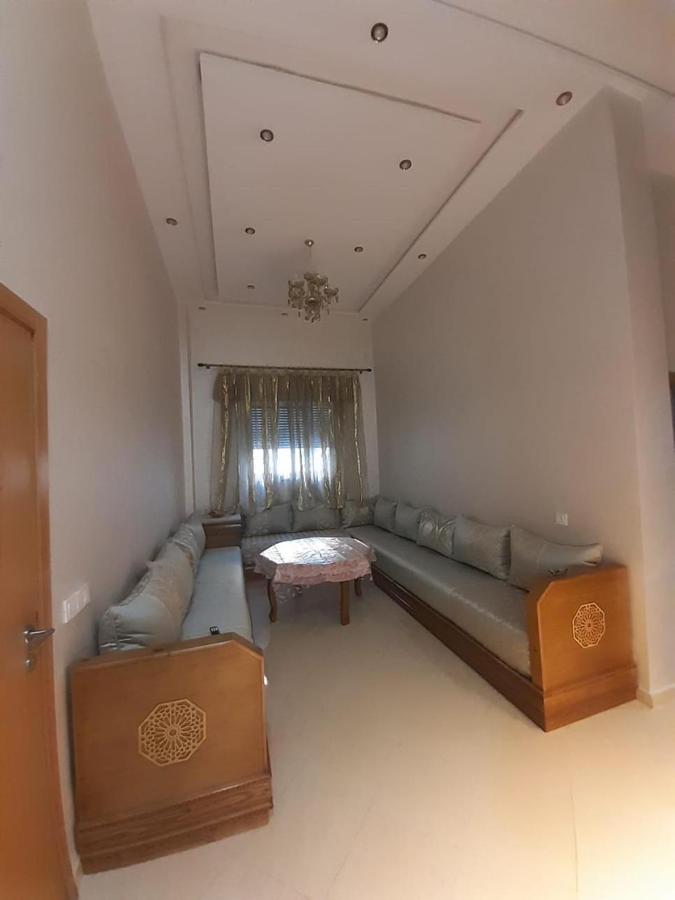 Apartment Complex Farah Airoport